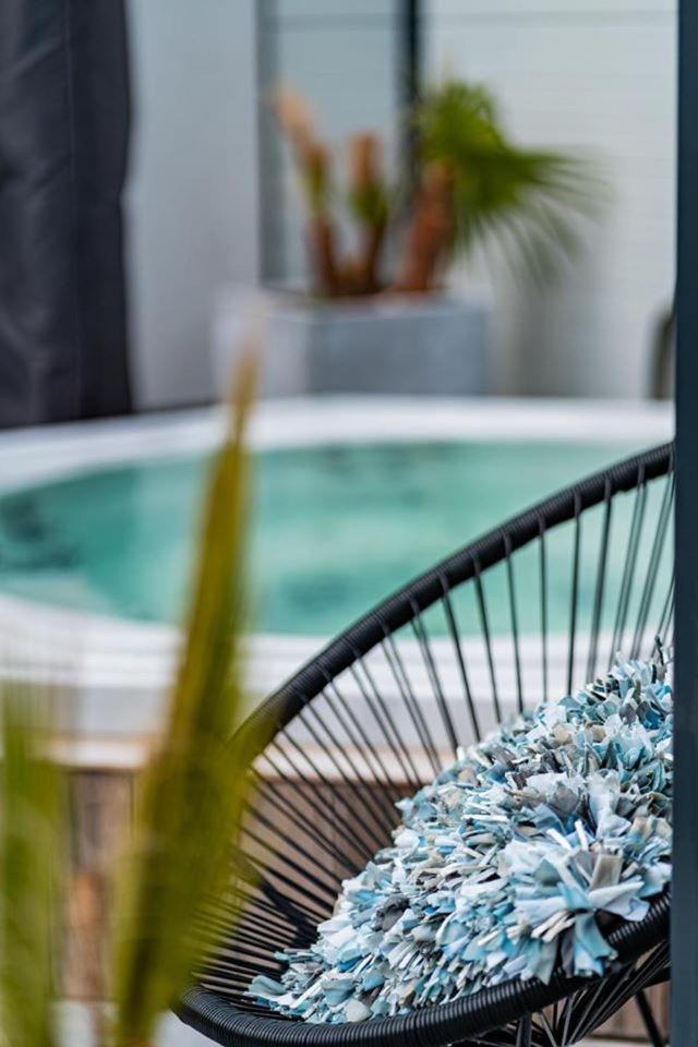 Villa Cecha B&B &Wellness 오스텐드 외부 사진
